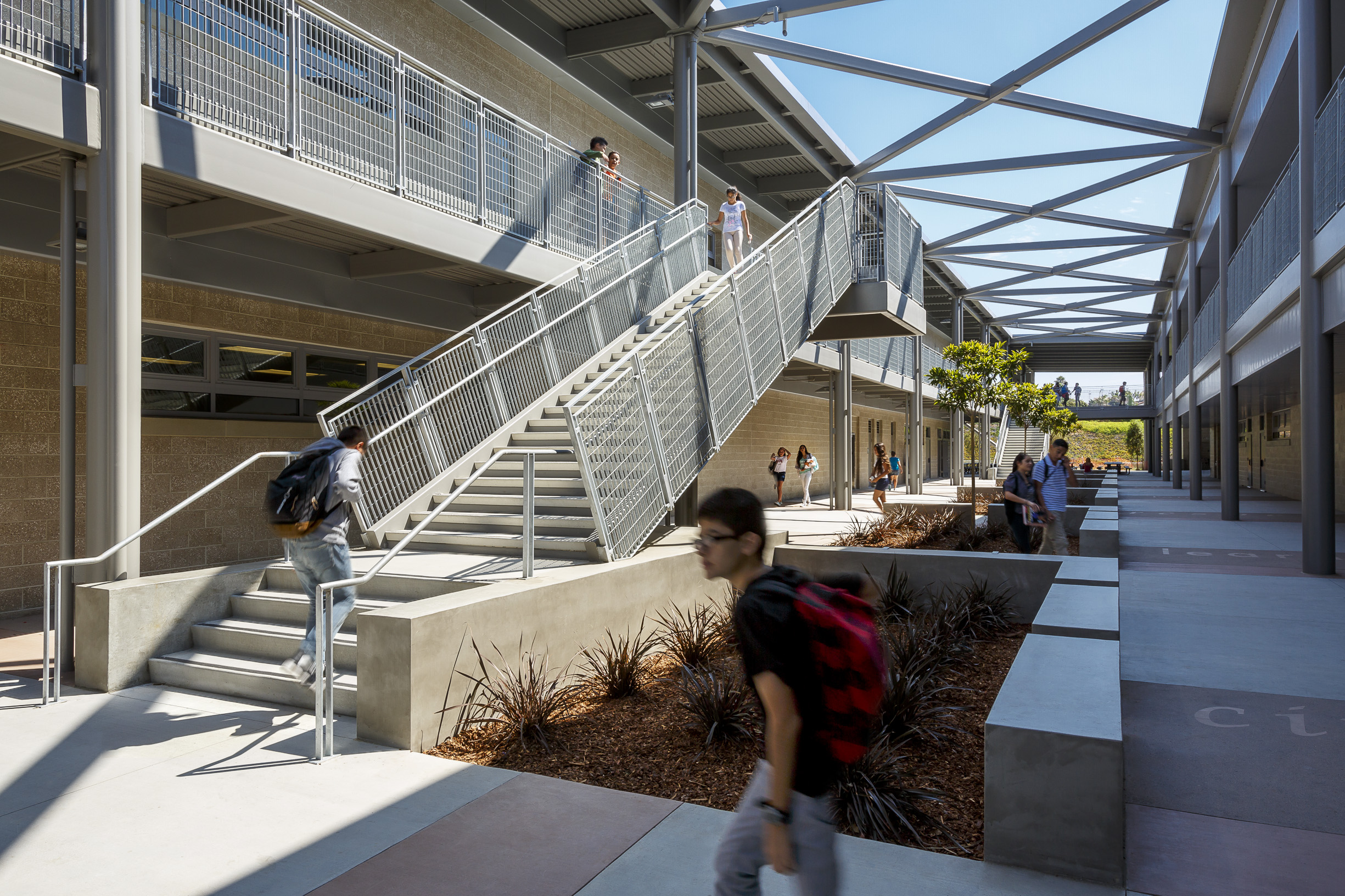 MONTGOMERY MIDDLE SCHOOL